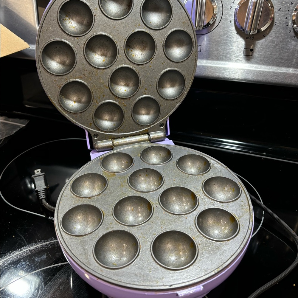 Cake pop maker